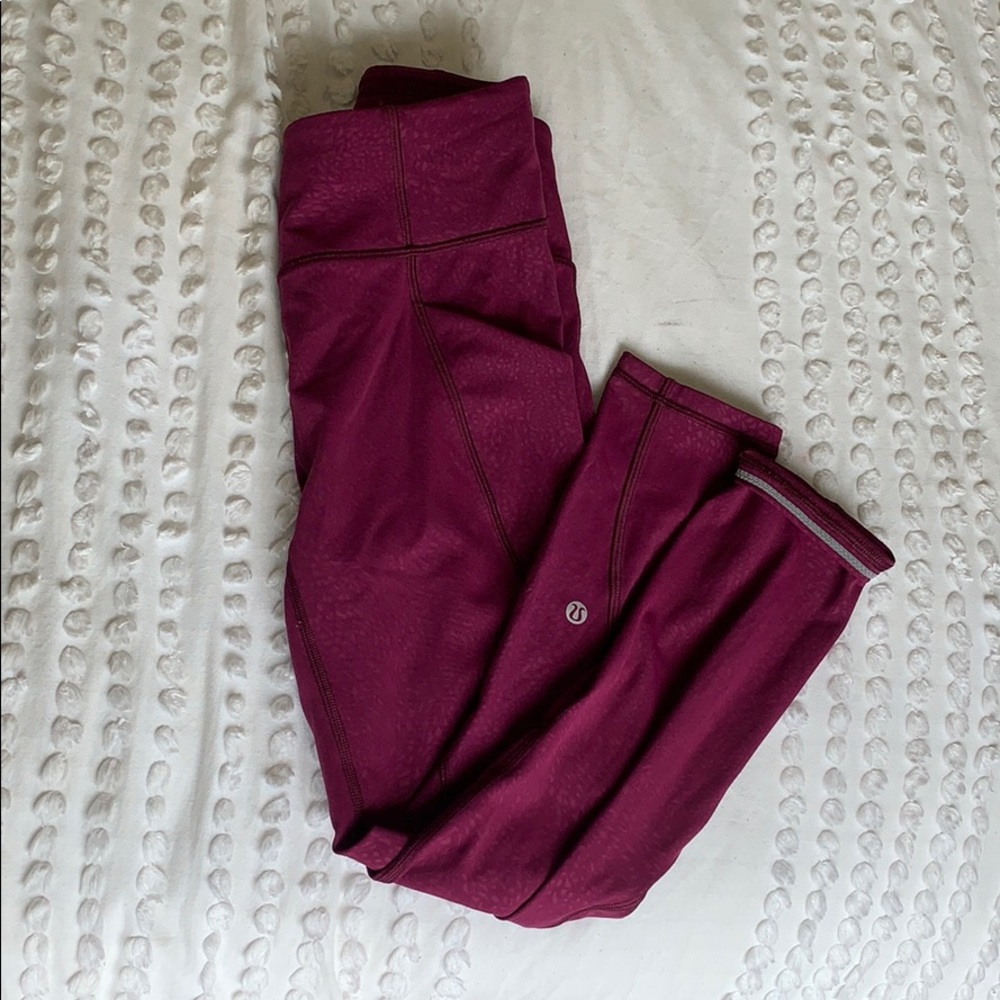 Size 4 lululemon leggings with pocket